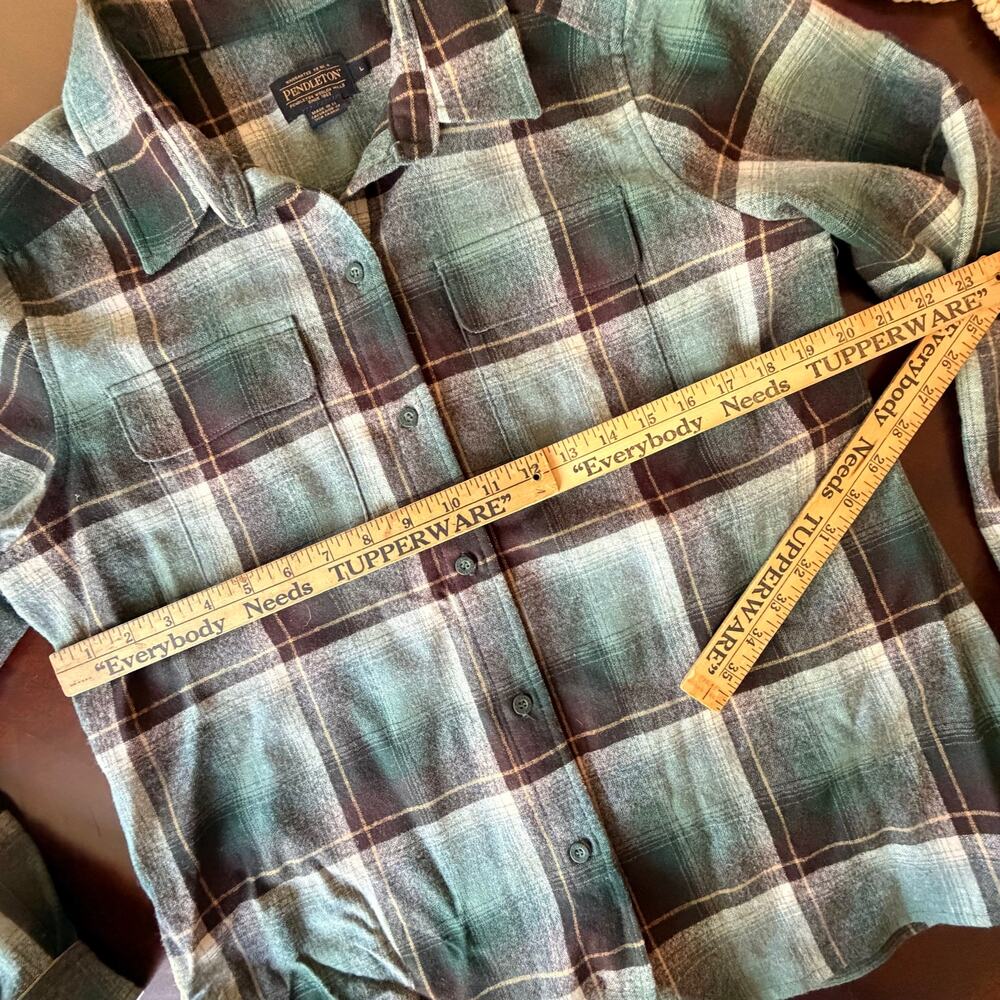 Pendleton Women’s Button Long Sleeve Shirt Shadow Plaid Flannel Large 100% wool - Picture 4 of 7